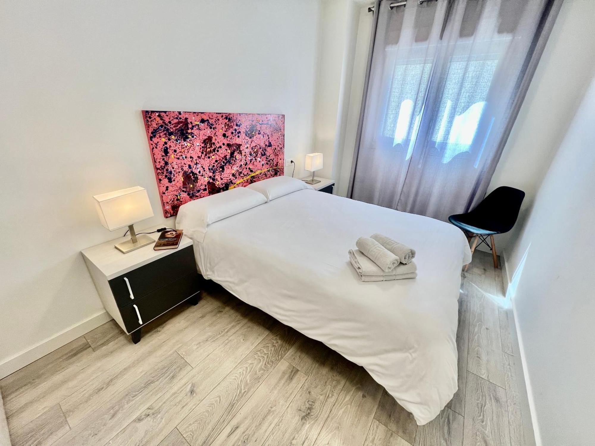 Apartamentos Rincon Del Mar Torre Del Mar Eksteriør billede