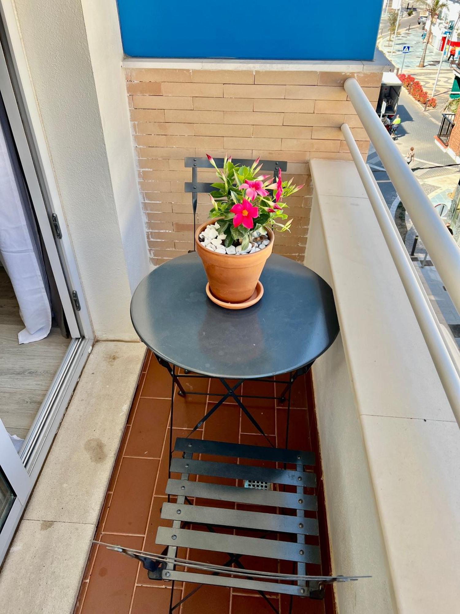 Apartamentos Rincon Del Mar Torre Del Mar Eksteriør billede